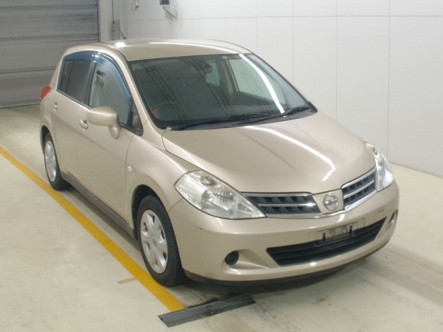 2012 Nissan TIIDA